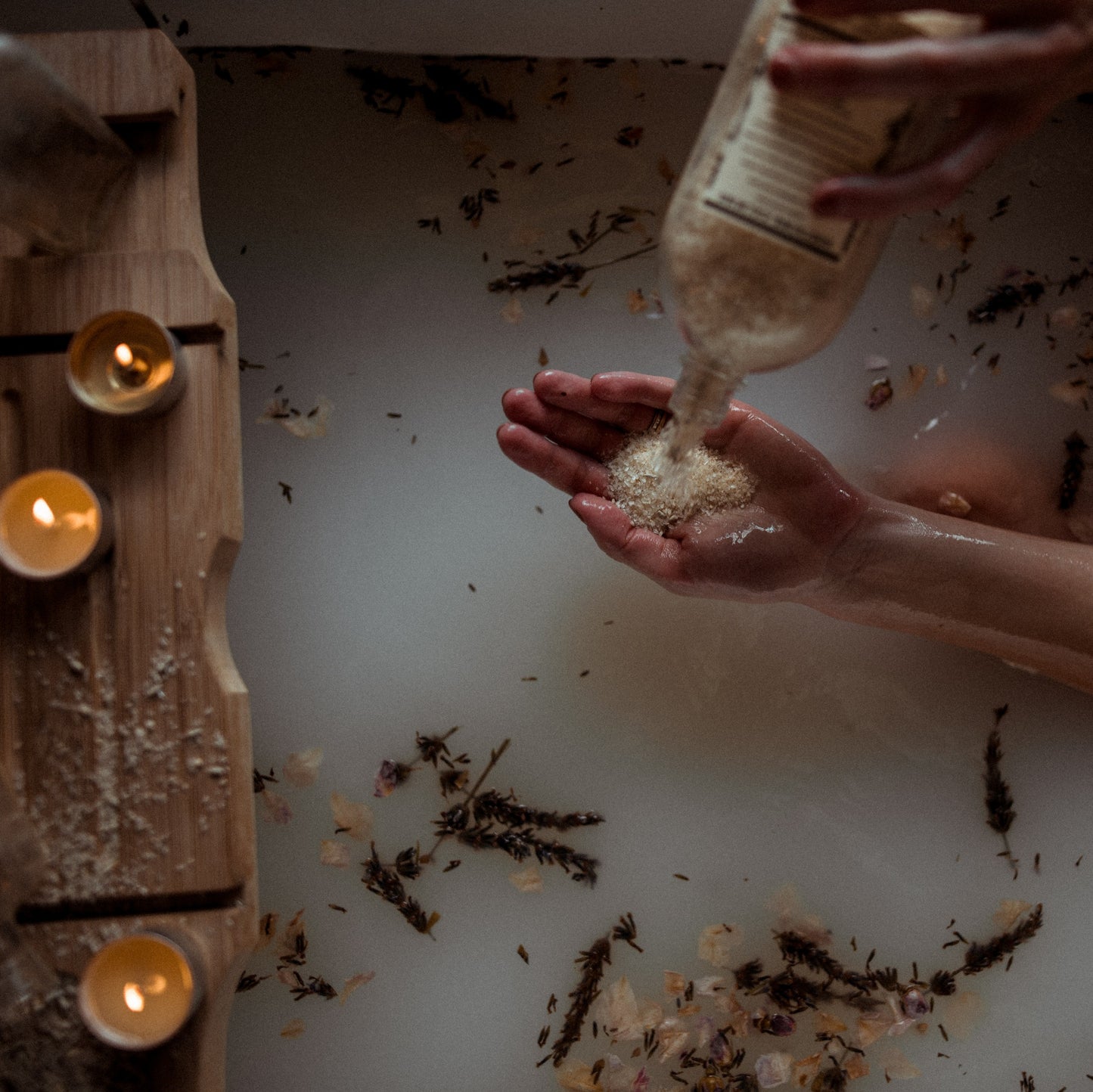 French Lavender & Oat Milk French Apothecary Bath Soak