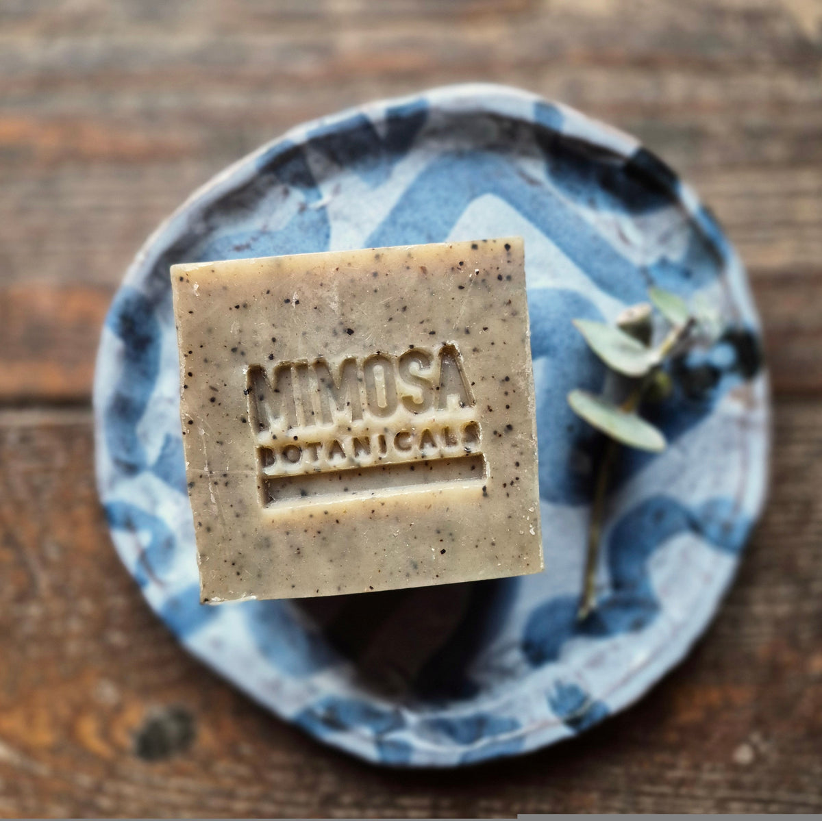 Farmhouse Soap - Coffee & Lemon Scented Gum Gardeners Soap