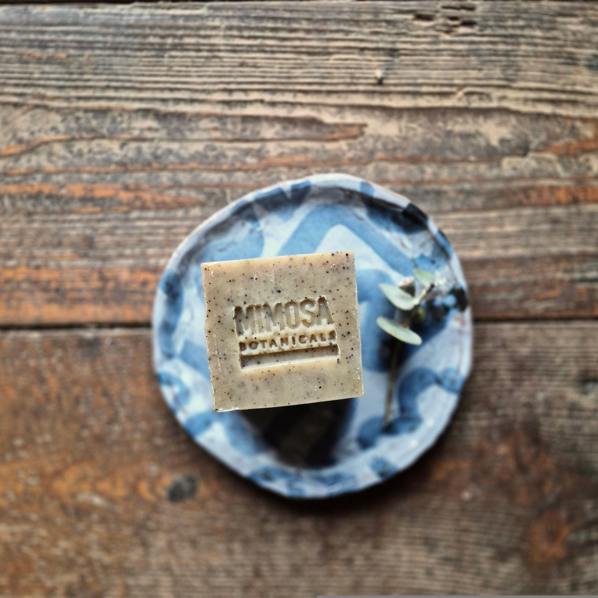 Farmhouse Soap - Coffee & Lemon Scented Gum Gardeners Soap
